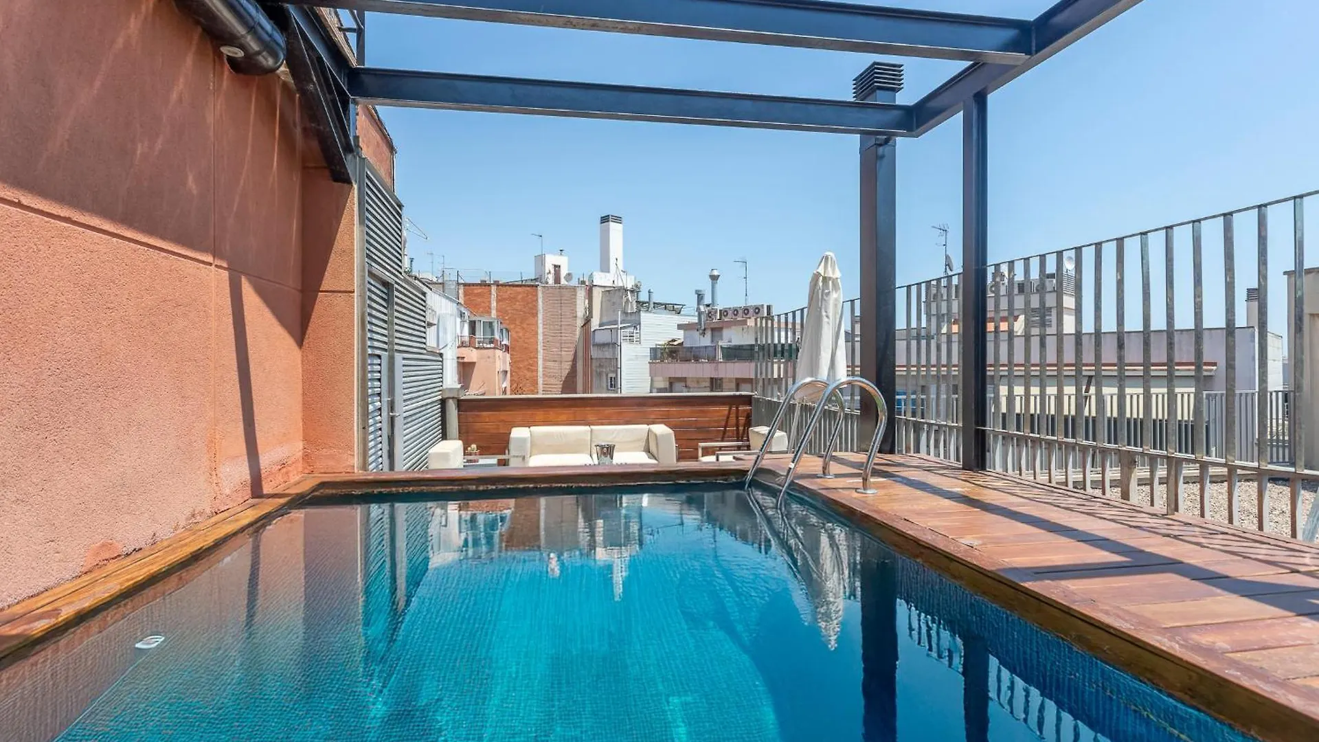 My Space Emirates - Fully Equipped Apartments Near The Beach With Shared Pool Barcelona 0*,  Spain